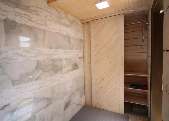 Kaiser 別荘 リヴィウ